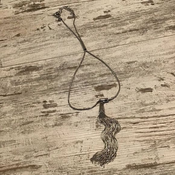 CHICOS Necklace Silver Tassel Adjustable Toggle  23” - Picture 7 of 7